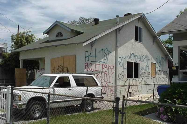 house with graffiti